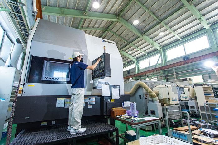 マシニングセンタでの機械加工